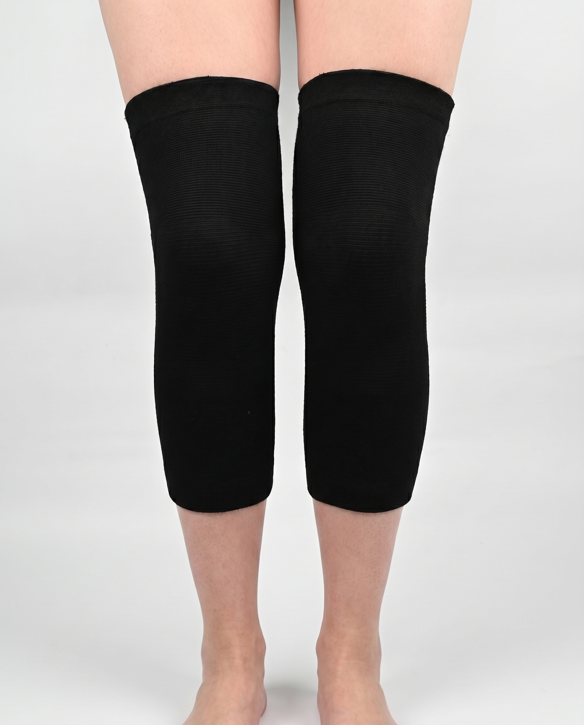 Kneora knee sleeve black